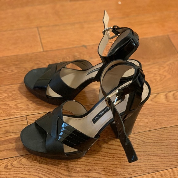 Black patent leather high heeled sandals - Picture 3 of 3